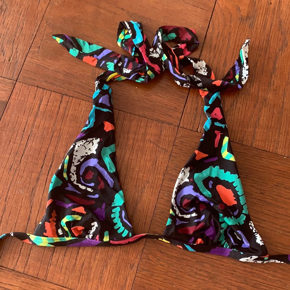 Bathing suite
